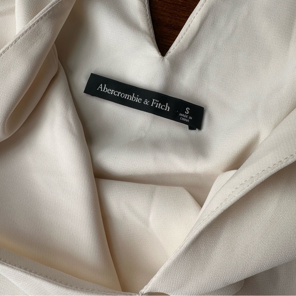 Abercrombie Plunge Godet Skirt Maxi Dress in Ivory Cream - Picture 8 of 9